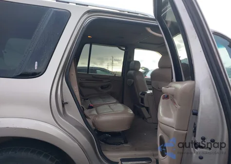 2000 Lincoln Navigator z USA, uszkodzony, nr VIN 5LMEU27A3YLJ25579